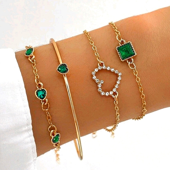 Emerald Green Bracelet Set - Picture 1 of 5